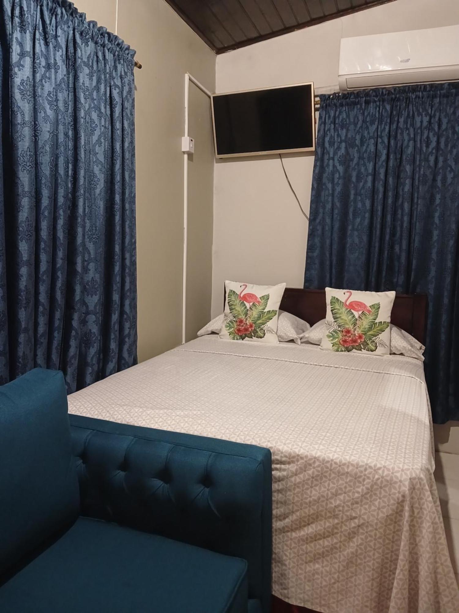 Ultimate Freedom Bed And Breakfast Santa Cruz Δωμάτιο φωτογραφία